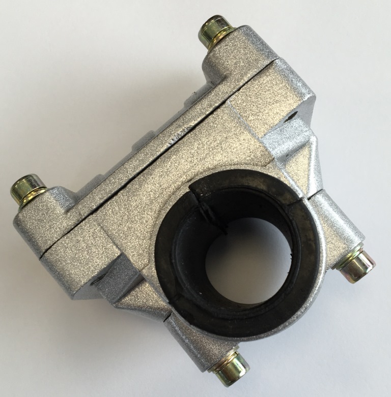 UNIVERSAL BRUSH CUTTER HANDLE MOUNT 28mm TUBE